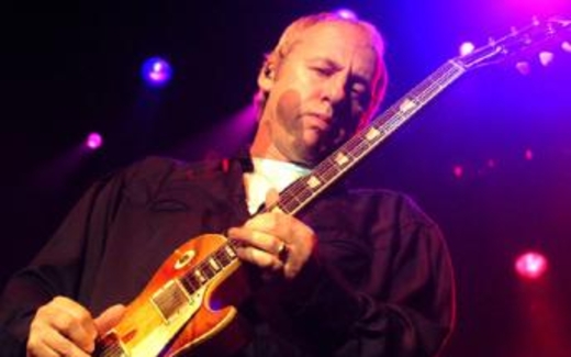 Nga sách nhiễu các tổ chức phi chính phủ: Ca sĩ nhóm Dire Straits bỏ biểu diễn