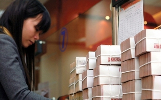 Gỡ nợ cho vay mới: DN mong, ngân hàng sợ