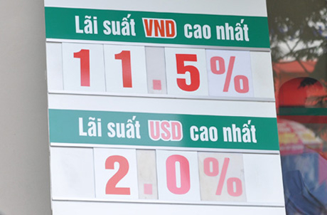 Nhà băng vào cuộc đua giảm lãi suất