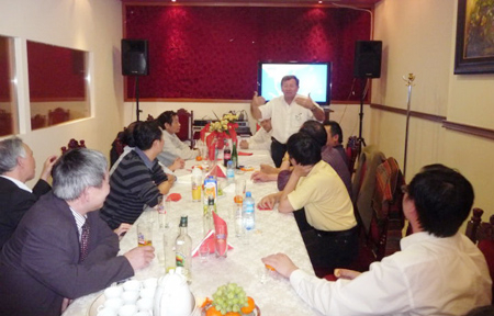 André Menras- Hồ Cương Quyết - một chiến sỹ kiên cường