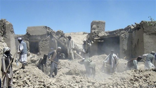 NATO đồng ý hạn chế không kích vào khu vực dân cư ở Afghanistan