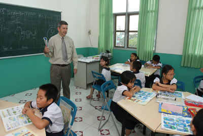 Trẻ em nên học ngoại ngữ từ mấy tuổi?