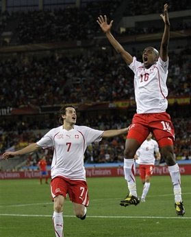 Thụy Sĩ gây sốc bằng chiến thắng trước Tây Ban Nha