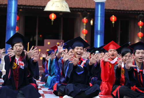 Chung kết Rung chuông vàng 2009: Chuyện hy hữu – hai người rung chuông…