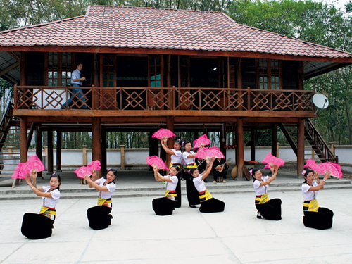 Say tình ở Vàng Pheo