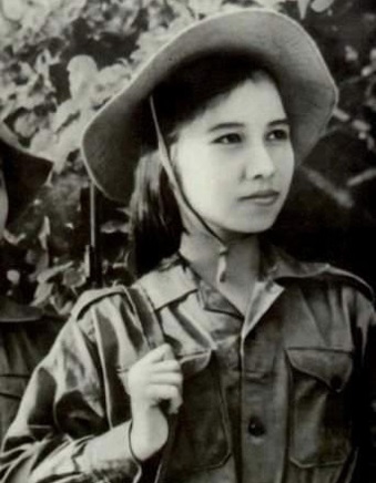 Chuyện tình xuyên thế kỷ (2)