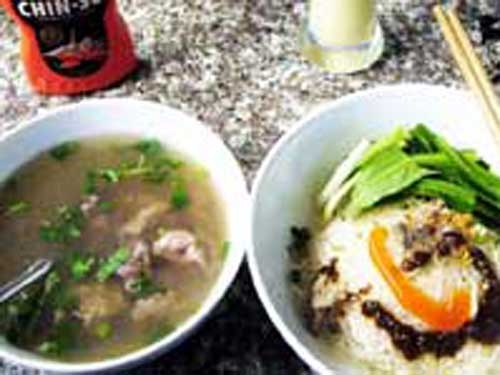 Độc đáo phở hai tô