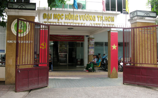 Không chỉ là chuyện con dấu