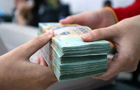 Một số tổ chức tín dụng đã “lợi dụng” lãi suất tái cấp vốn