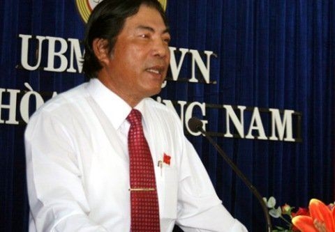 Khi Đà Nẵng bị "tuýt còi" vi hiến