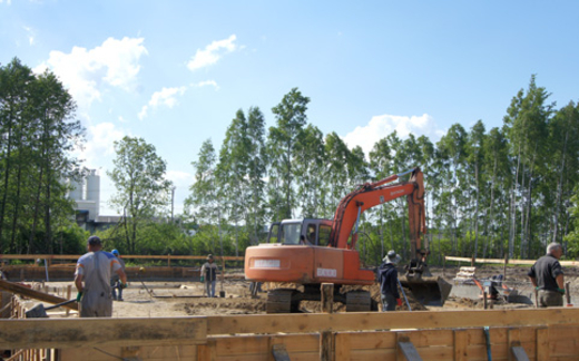 Công tác chuẩn bị cho ngày Lễ khởi công xây dựng khu văn hóa tâm linh Cộng đồng Việt Nam tại Ba Lan.