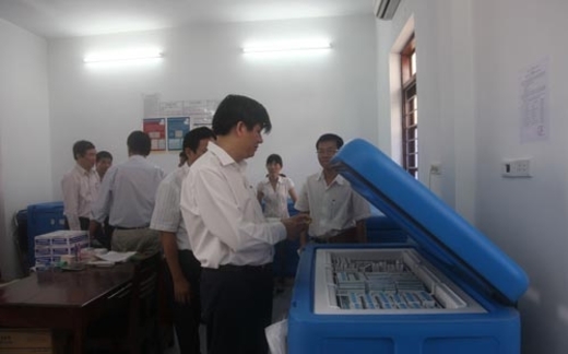 Vừa tiêm chủng vừa run!