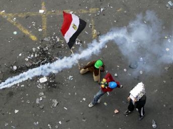 Đụng độ giữa cảnh sát và người biểu tình tại Cairo làm hàng chục người chết