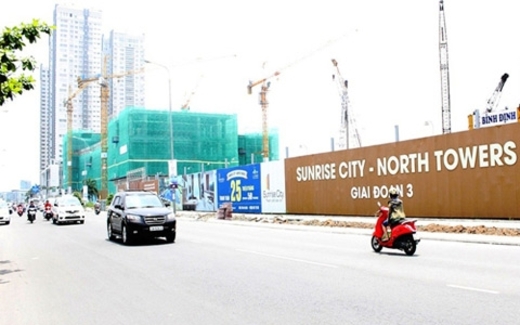 Địa ốc cao cấp đại hạ giá: Cháy nhà ra mặt chuột