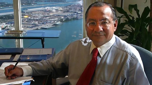 Cựu đại sứ Mỹ bị kết án 15 năm tù vì tội làm đặc vụ ngầm cho Cuba