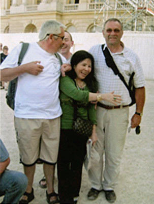 Số phận lớn và ẩn khuất của một nữ tỷ phú tốt bụng