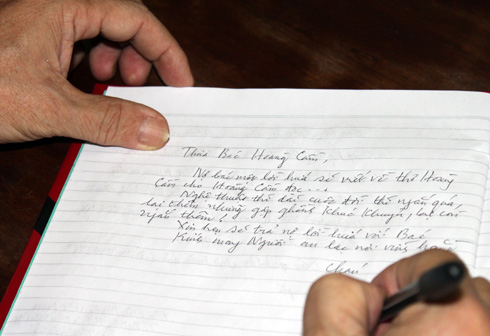 Người yêu thơ tiễn Hoàng Cầm 'về Kinh Bắc'