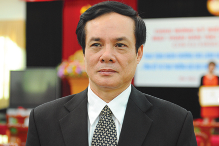 "Không có phản biện, xã hội đã chết lâm sàng"