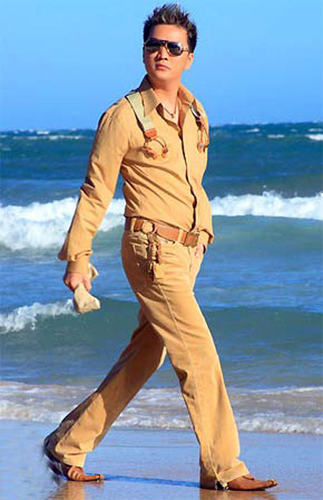 Sao Việt khoe của một cách thái quá