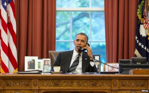 Tổng thống Obama nói chuyện với Tổng thống Iran qua điện thoại