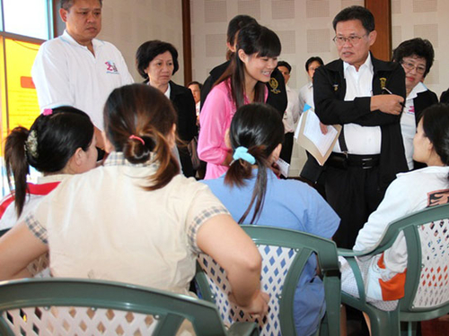 Các cô gái Việt Nam đẻ thuê chưa thể về nước
