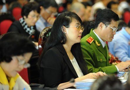 Trực tiếp xem QH bàn đất đai, tham nhũng