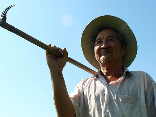 Nghèo vẫn hoàn nghèo