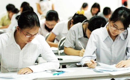 Bỏ thi đại học có phải là tiến bộ?