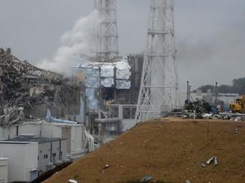 Nhật Bản: Nỗ lực ngăn chặn thảm họa hạt nhân tại trung tâm Fukushima