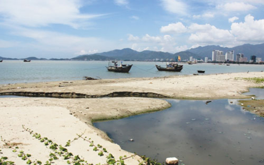 Phá nát vịnh Nha Trang: Môi trường biển bị tàn phá