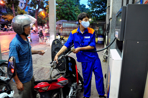'Ông lớn' xăng dầu chưa đề xuất tăng giá