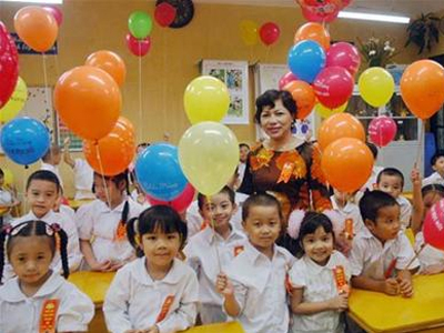 3000 USD để "mua" một suất vào trường điểm