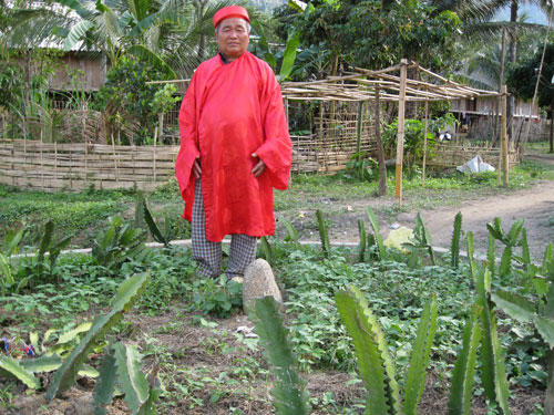 Kỳ bí "hòn đá vía"