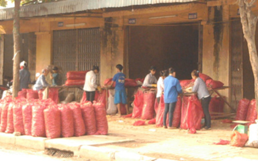 Phố đầu nậu nông sản Trung Quốc ở Bắc Ninh