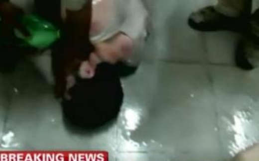 CNN công bố video nạn nhân vũ khí hóa học