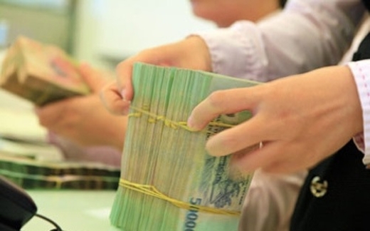 “Tiền mà cứ ngồi trong ngân hàng thì chết”