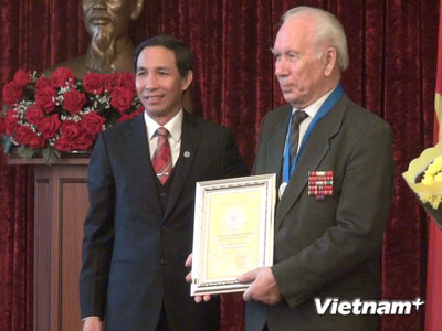 Vinh danh các công dân Nga có đóng góp to lớn cho Hà Nội