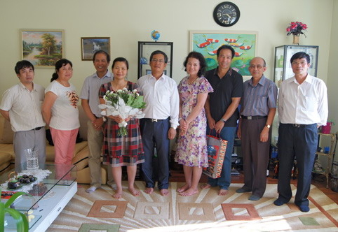 Hoạt động kỷ niệm 65 năm ngày thương binh, liệt sĩ.