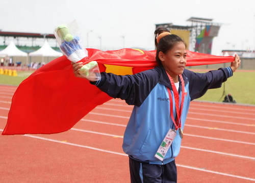 SEA Games 26: Ngày thi đấu thứ 2: Đoạt thêm 11 HCV, Việt Nam xếp thứ 3 trên bảng tổng sắp