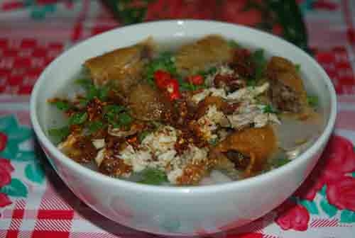 Thưởng thức bánh xèo gạo lứt và bánh canh Ba Đồn đất Quảng Bình