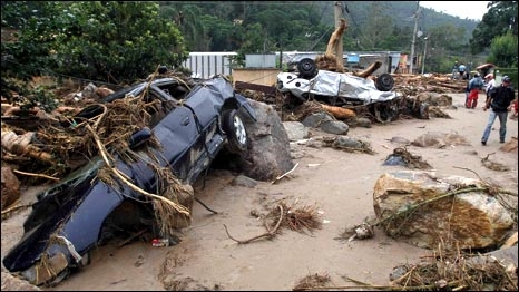Brazil tìm kiếm nạn nhân lũ lụt