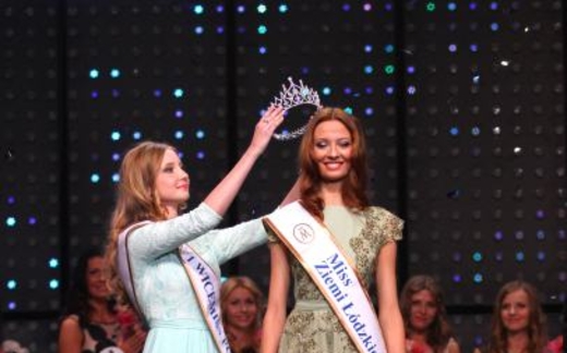 Miss Ba Lan 2013 là Ada Sztajerowska.