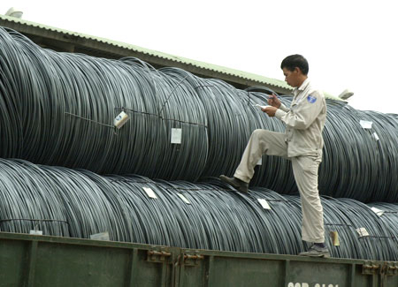 Thép Trung Quốc dìm thép Việt Nam