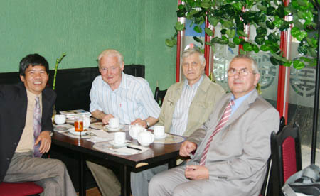 Bogdan Nowicki Nguyễn Văn Tý – từ chàng sinh viên bách khoa đến ông thầy tiếng Việt ĐH Tổng hợp