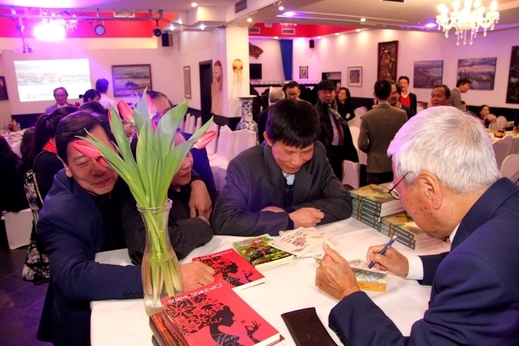 Nhà thơ, dịch giả Nguyễn Văn Thái giới thiệu 2 tác phẩm mới.