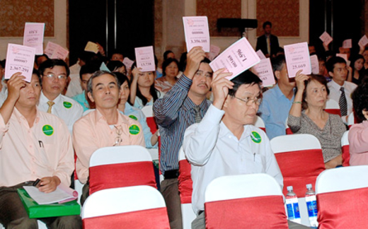 Doanh nghiệp giở trò hành hạ cổ đông