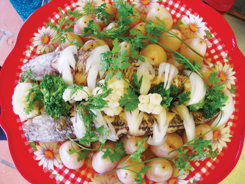 Phải mận Hoà An hấp cá lóc mới tuyệt