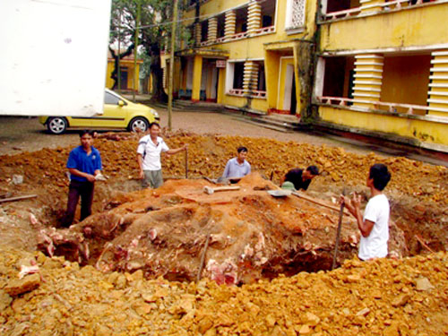 Vĩnh Phúc lại phá 2 bệnh viện cho doanh nghiệp làm dự án!