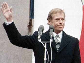 Vaclav Havel, biểu tượng đấu tranh nhân quyền tại Đông Âu, qua đời
