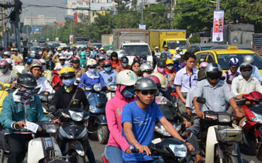 Bàn cấm xe máy: Rỗi buôn cho vui?